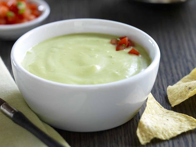 Gluten Free Sopa Fría de Aguacate (Chilled Avocado Soup) Recipe