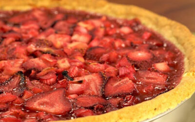 Homemade Rhubarb-Strawberry Pie Recipe