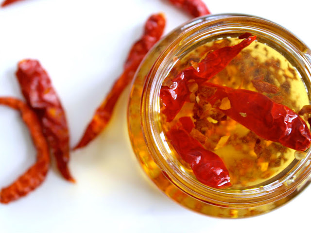 Our Hottest Tip Yet: How To Make Homemade Chili Oil In 10 Minutes