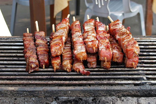 The Ancient Roots of Greek Souvlaki, the World’s First Fast Food