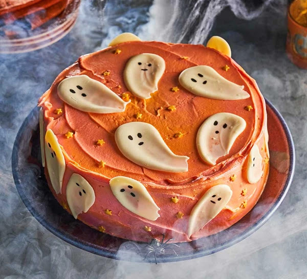 Spiced Pumpkin Halloween Cake Recipe