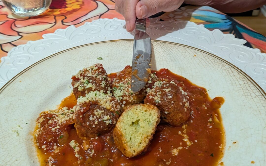 Polpette di Pane (bread and cheese balls)
